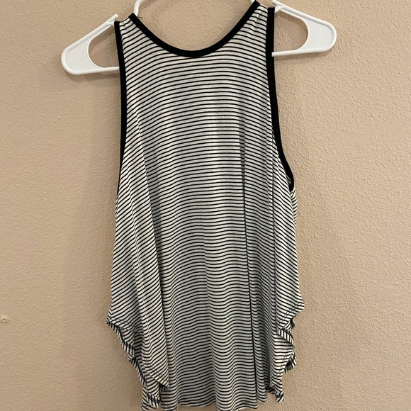 Soprano Striped Tank Top - Picture 5 of 5